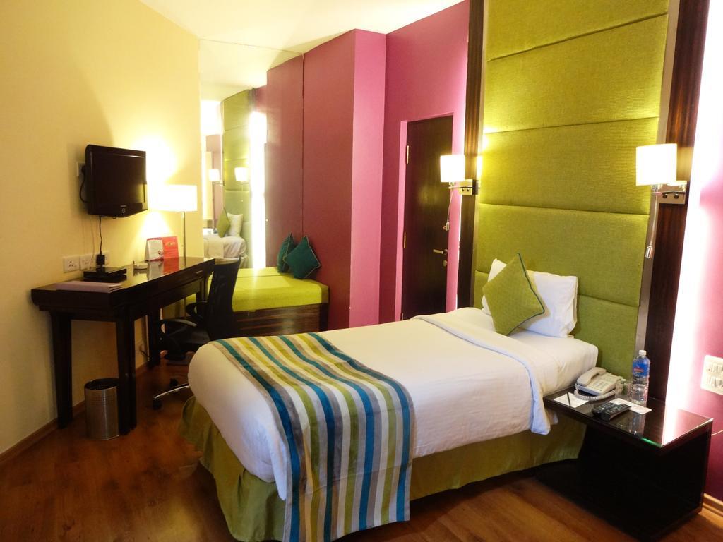 فندق رويال أوركيد سنترال، بنغالور الغرفة الصورة